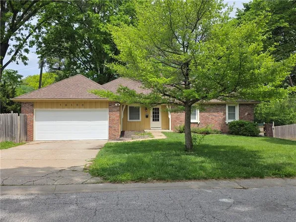 10120 W 66th Ter, Merriam, KS 66203
