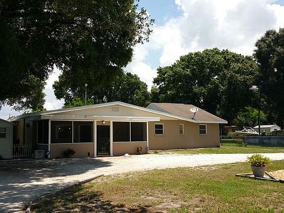 2nd image of 807 68th Avenue Dr W