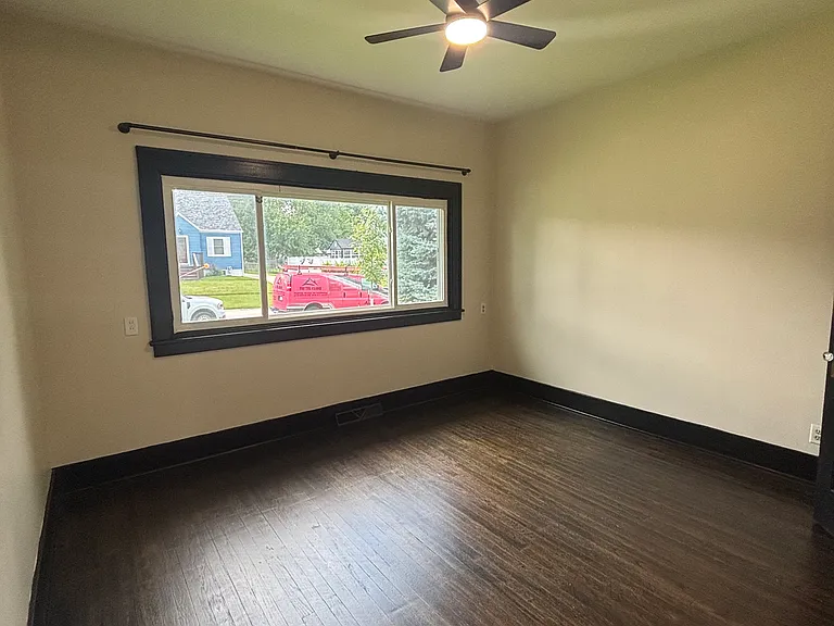 1127 Lincoln Dr — Photo 11