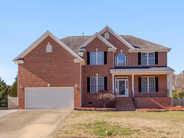 112 Beckford Rd, Cary, NC 27518
