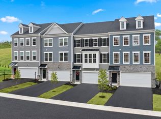 640 Olivia St, Collier Township, PA 15205