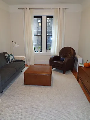 Rented by Metropolitan Equities | media 19