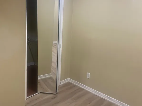 22 Treeline Ct #Basement, Markham, ON L3S 4M6