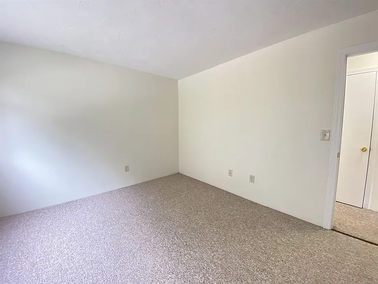 383 Huse Rd #9 — Photo 25