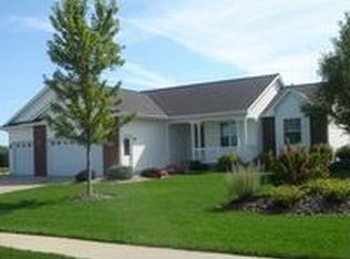 105 Whitetail Rdg, Hudson, IA 50643