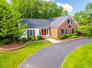 13337 Sequoia Ln, South Lyon, MI