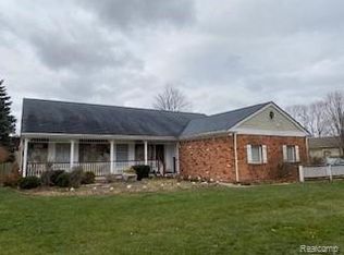 23941 Whittaker Farmington Circle Dr, Farmington, MI 48335