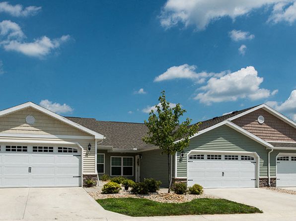 211 Redwood Dr #460