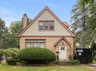 421 W Alexander Blvd, Elmhurst, IL 60126