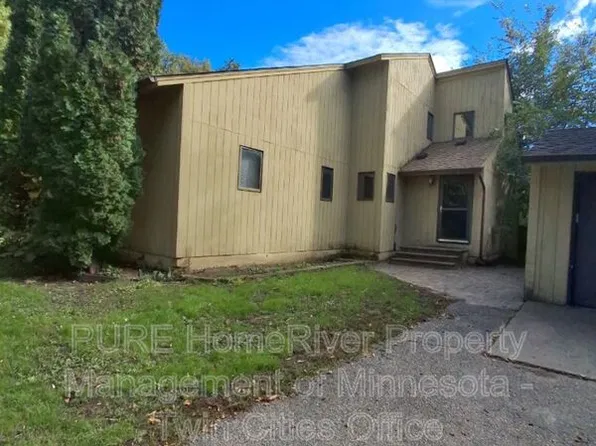 1468 90th St W, Northfield, MN 55057