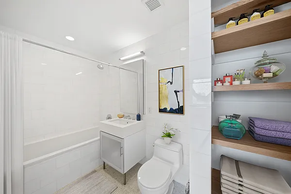 Rented by Vector New York, LLC | media 19