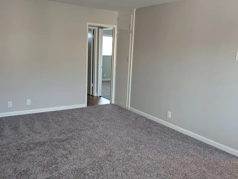 1835 West Ave — Photo 12