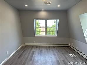 4th image of 58 Prospect St