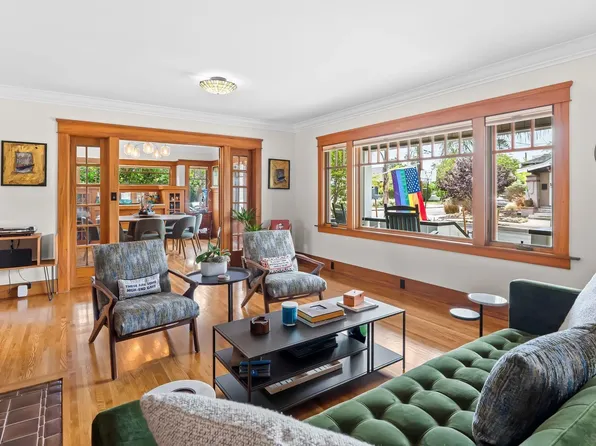 1212 W Arbor Dr, San Diego, CA 92103