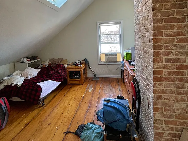 25 Mount Vernon St #HOUSE — Photo 10