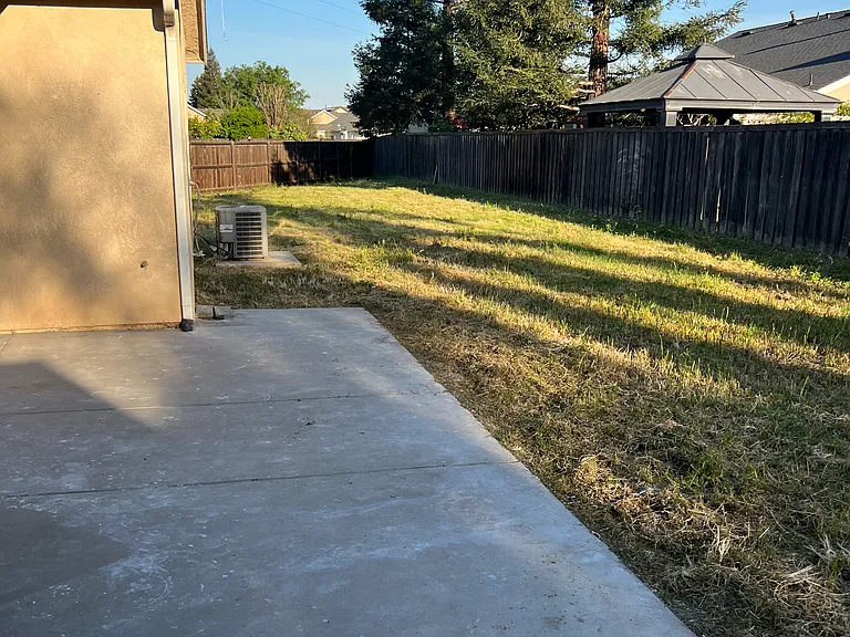W Celeste Ave — Photo 10