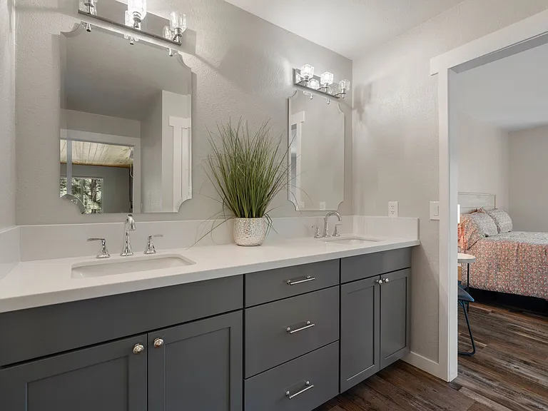 100 Lake Village Dr — Photo 27