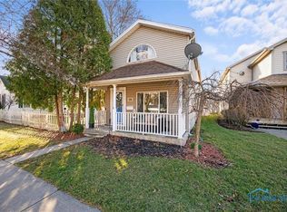 310 W Dudley St, Maumee, OH