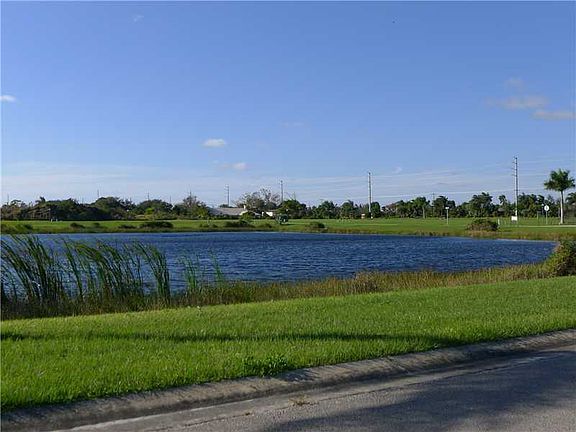 5th image of 1010 Dalbello Way
