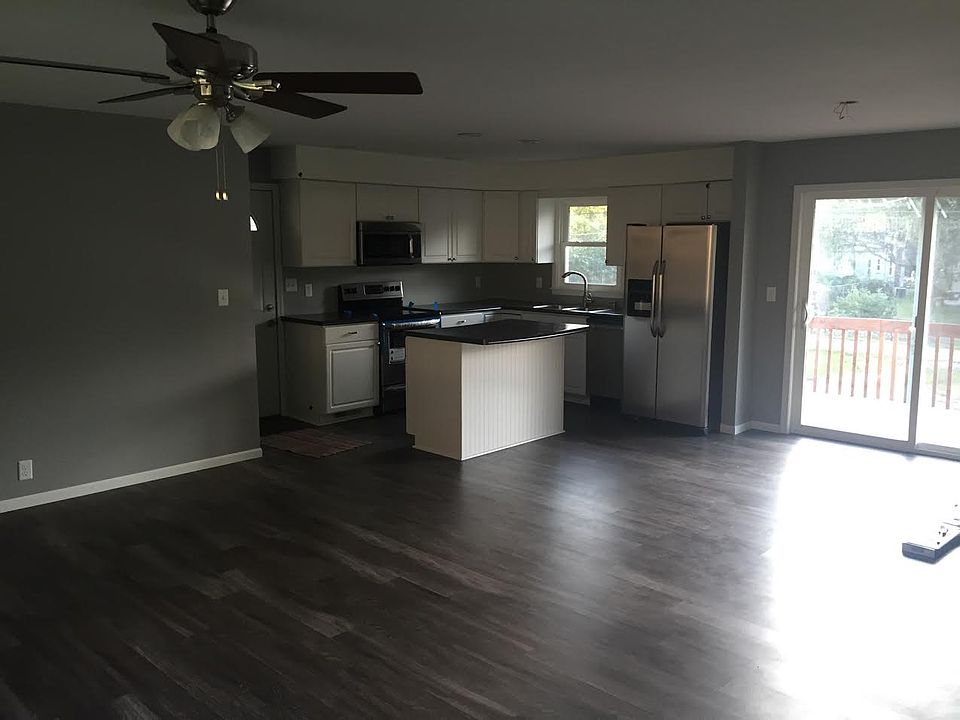 1st image of 416 5th Ave SE