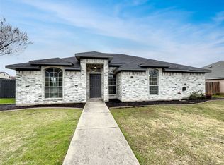 10507 Holly Grove Dr, Fort Worth, TX 76108