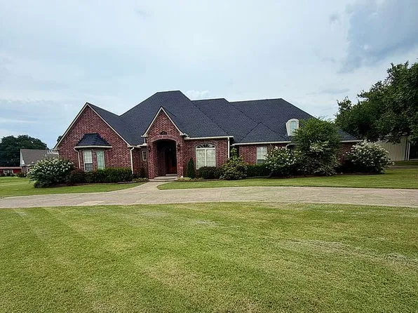 410 Warren Rd, Henryetta, OK 74437