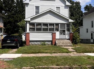 1371 Andrus St, Akron, OH 44301