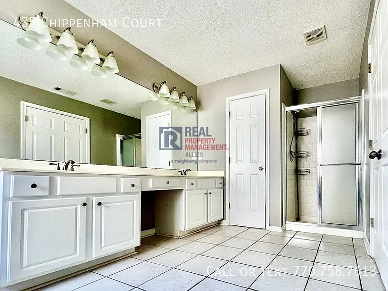 435 Chippenham Ct — Photo 9