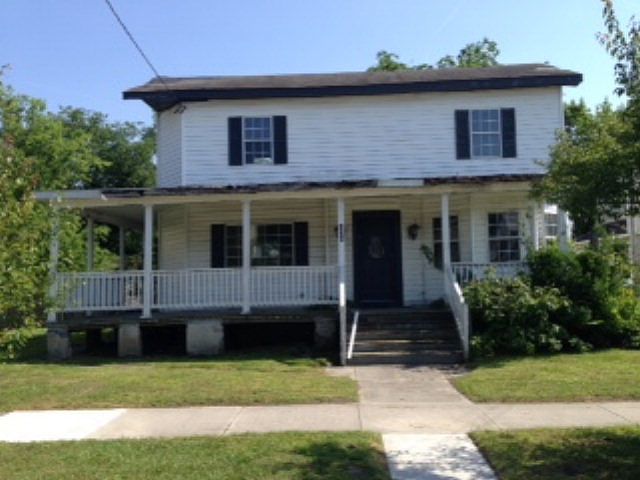1st image of 634 Randolph Ave