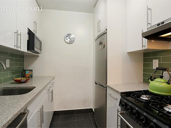 3rd image of 61 Jane St APT 8H