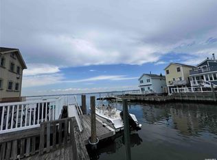 51 W 13th Rd, Broad Channel, NY 11693