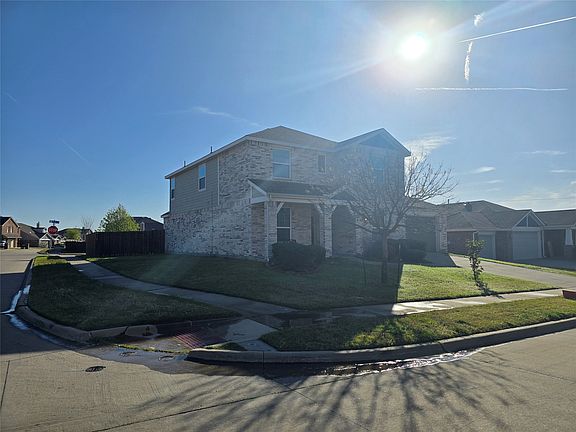 3rd image of 1505 Coyote Ridge Rd
