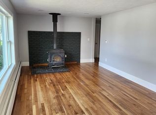 26 California Ave, Fitchburg, MA 01420