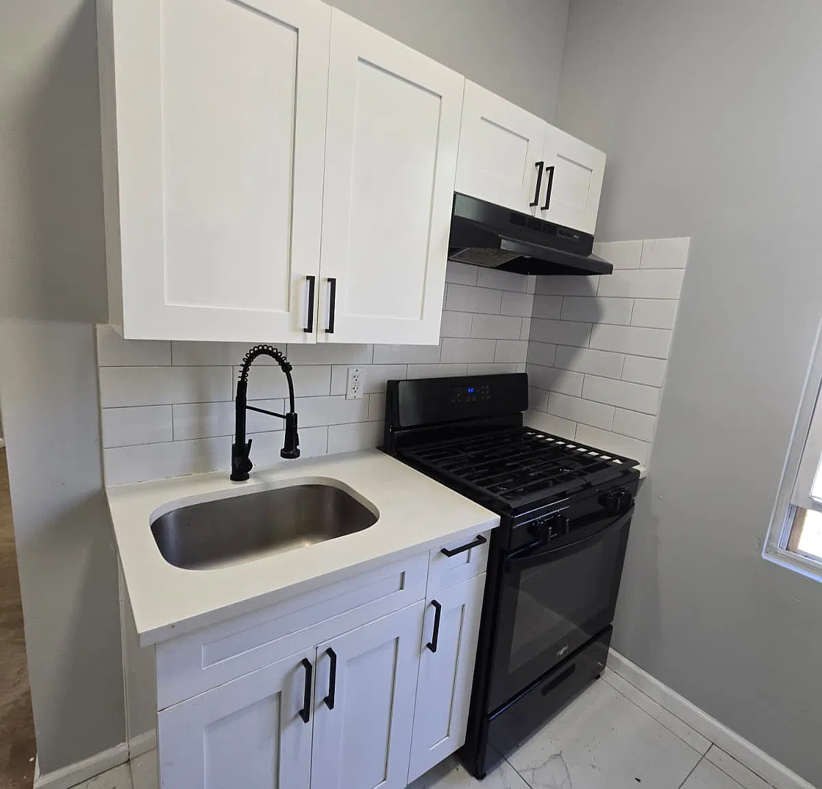 2 bed, 1.5 bath, $1,900 — Photo 3