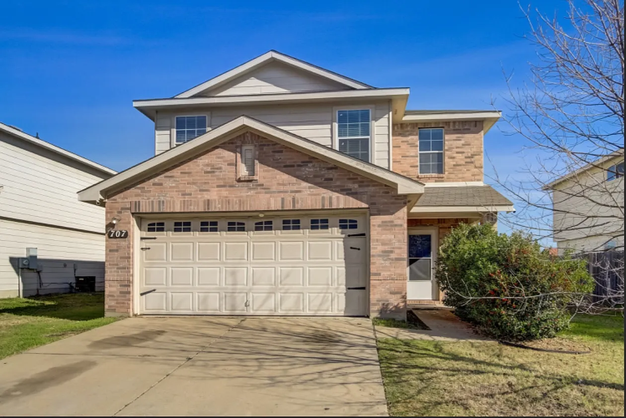 707 Perseus Dr — Photo 4