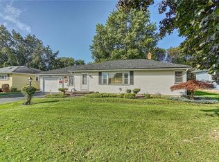 36 Tarwood Dr, Rochester, NY 14606