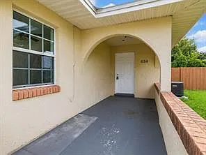 658 Royalty Ct — Photo 3