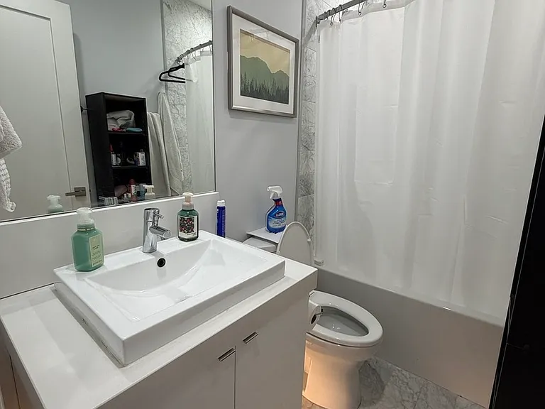 2145 W Fletcher St #3R — Photo 12