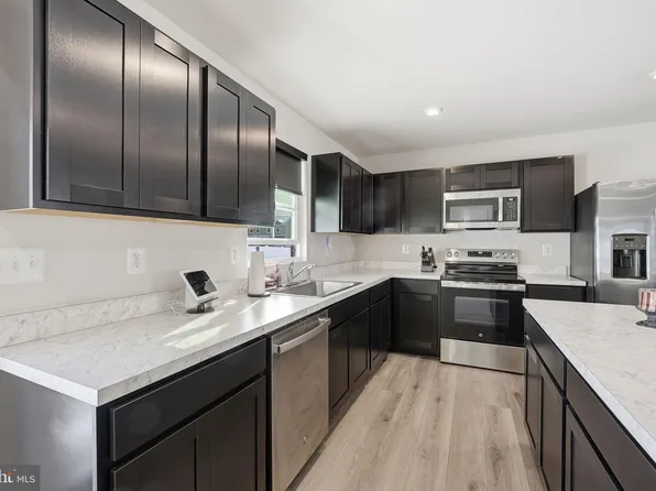 1811 Creek Bottom Pl, Stafford, VA 22554