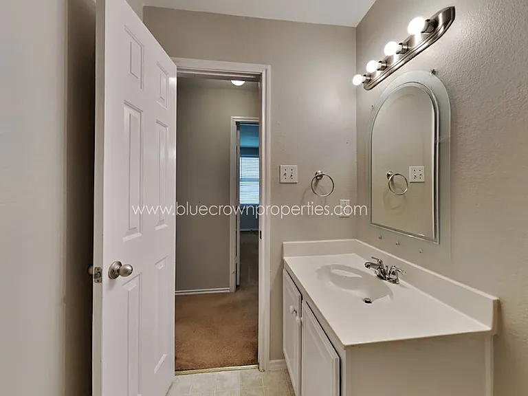 13072 Cowper Dr — Photo 16