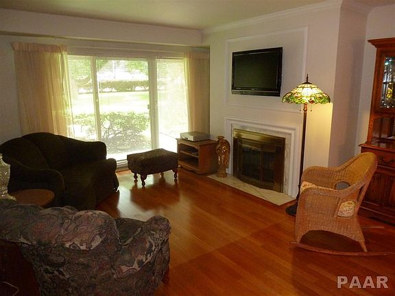 5th image of 125 E Glen Ave APT 112B