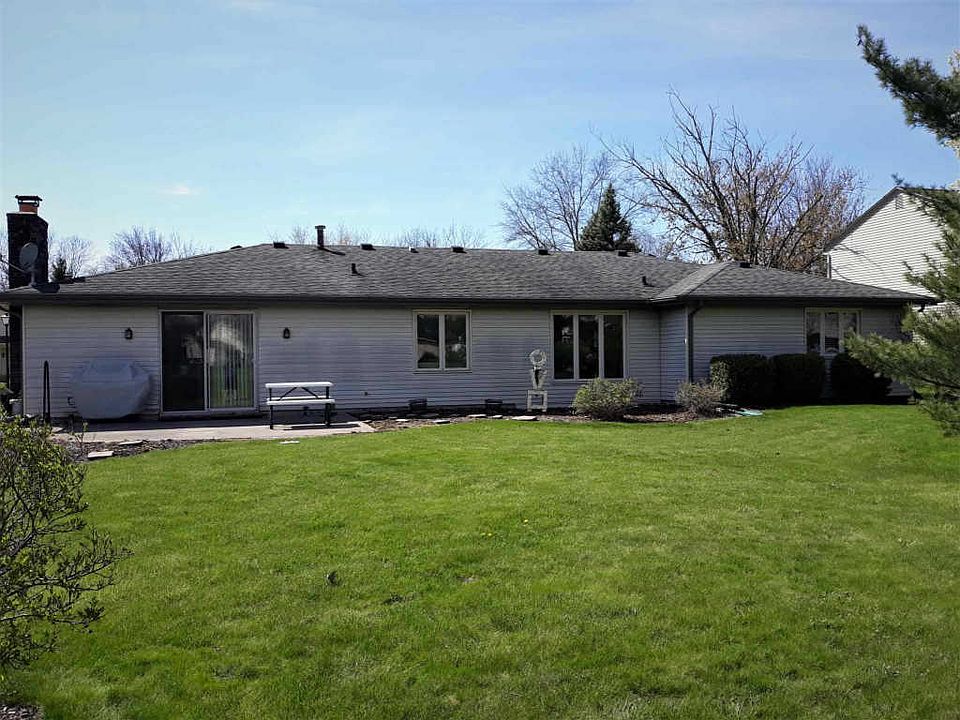2nd image of 3306 Solitude Pl
