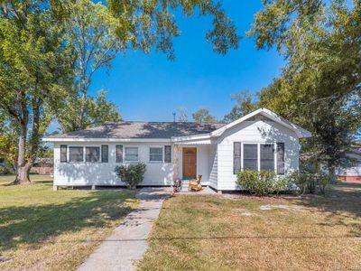 318 S Welty St, Iowa, LA, 70647