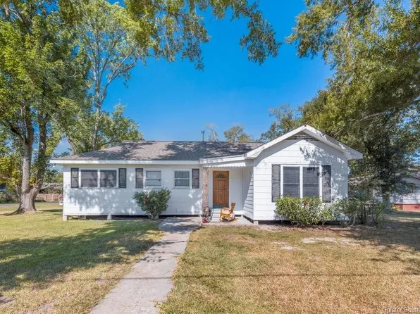 318 S Welty St, Iowa, LA 70647