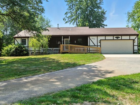15674 New Holland St, Holland, MI 49424