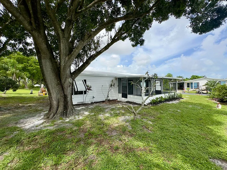 920 Sun Acres Ln — Photo 14