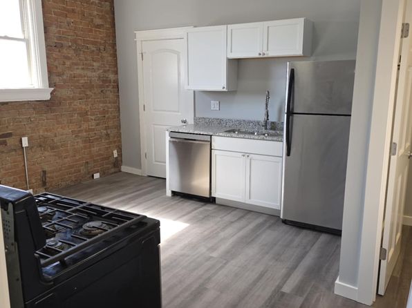 404-408 W Pike St #2