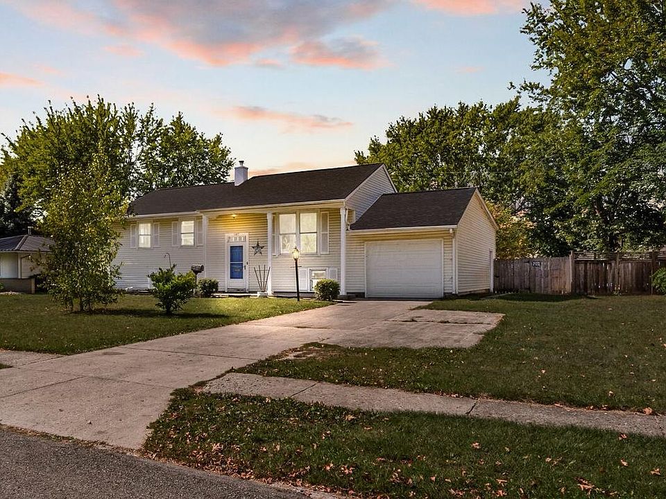 1st image of 587 Normandy Dr