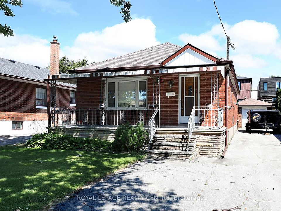 1st image of 170 Simpson Ave