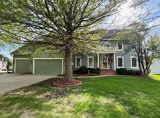 1480 Country Club Blvd, Clive, IA 50325